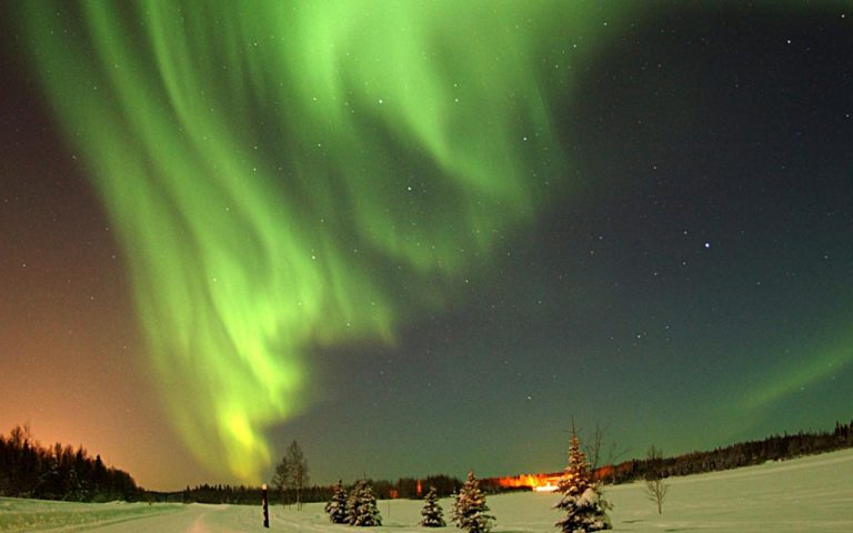 The Northern Lights of Iceland jeep tour